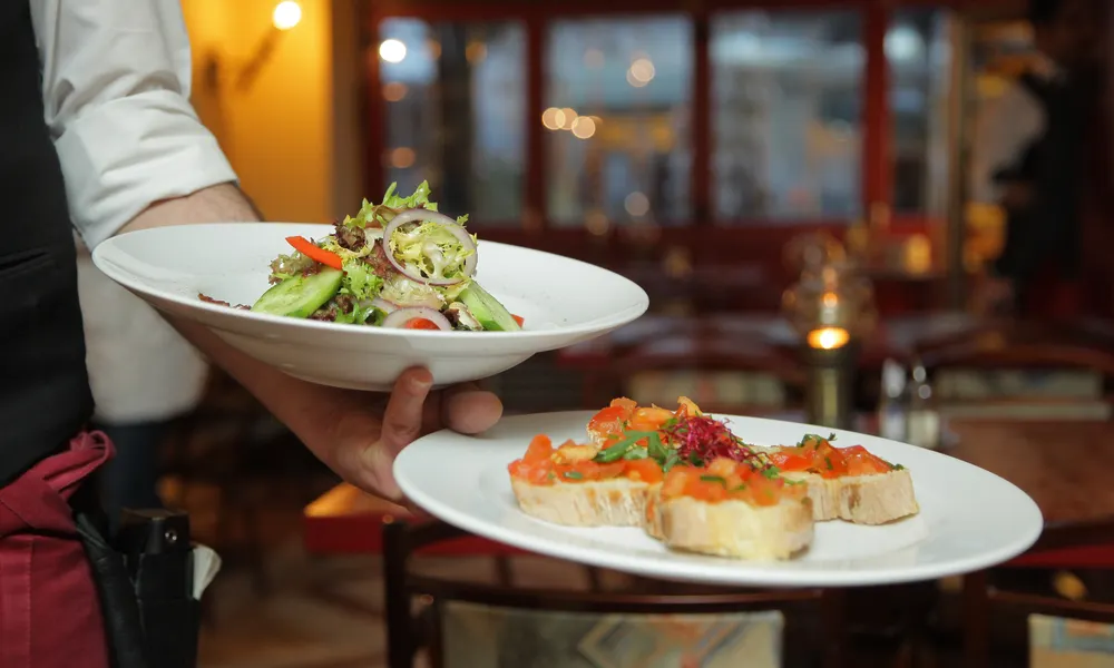 Curso de camarero: operaciones básicas de restaurante y bar (HOTR0208)